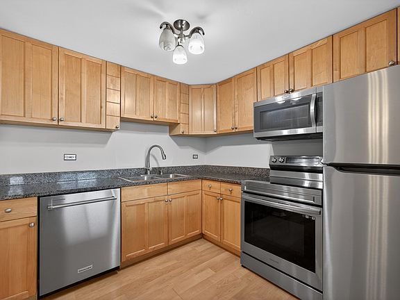2nd image of 2015 S Finley Rd APT 209