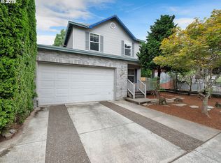 3745 SE Market St, Portland, OR 97214