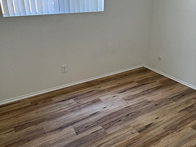 The Carlton Ridge Apartments — Photo 101