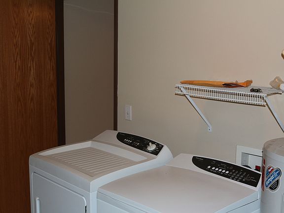 5th image of 125 Penny Ln #125