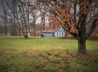 3693 Country Wood Rd, Terre Haute, IN 47805