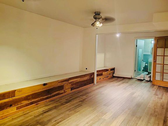2nd image of 2345 25th St #1