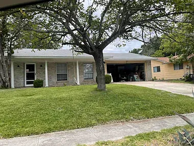 3 bed, 1344 sqft, $1,600 — Photo 2
