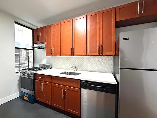 Kitchen, photo 1