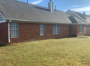 6393 Valley Oak Dr, Memphis, TN 38141