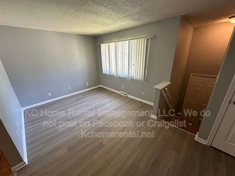 7227 Gilmore Ave — Photo 6