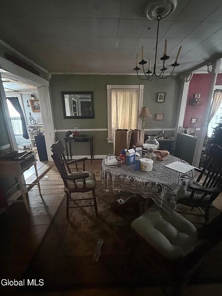 3rd image of 68 King Street