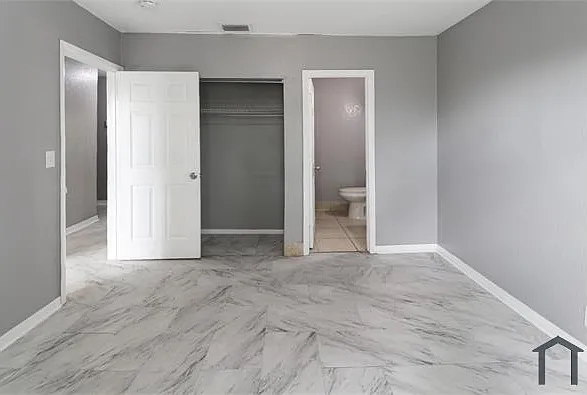 1322 Silverado — Photo 17