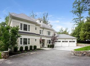 27 Wolfpit Ln, Wilton, CT 06897