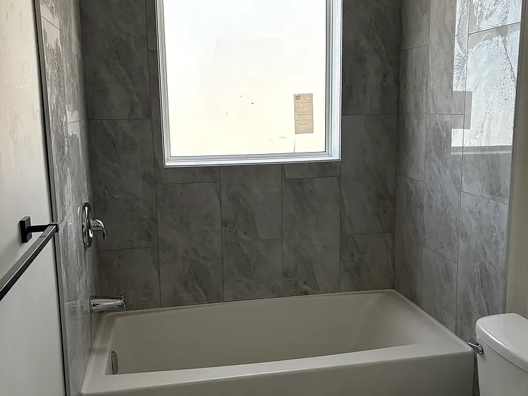 12115 93rd St NW — Photo 15