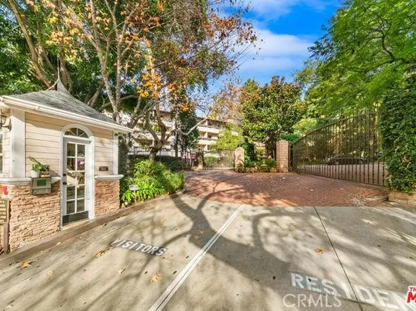 2700 Cahuenga Blvd E, Los Angeles, CA 90068