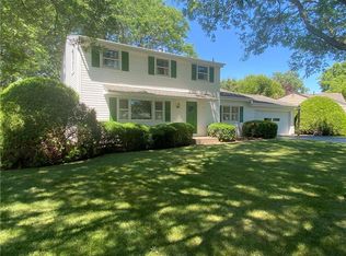 14 Bellmawr Dr, Rochester, NY 14624