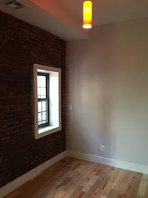 Rented by Rennit Inc. | media 28