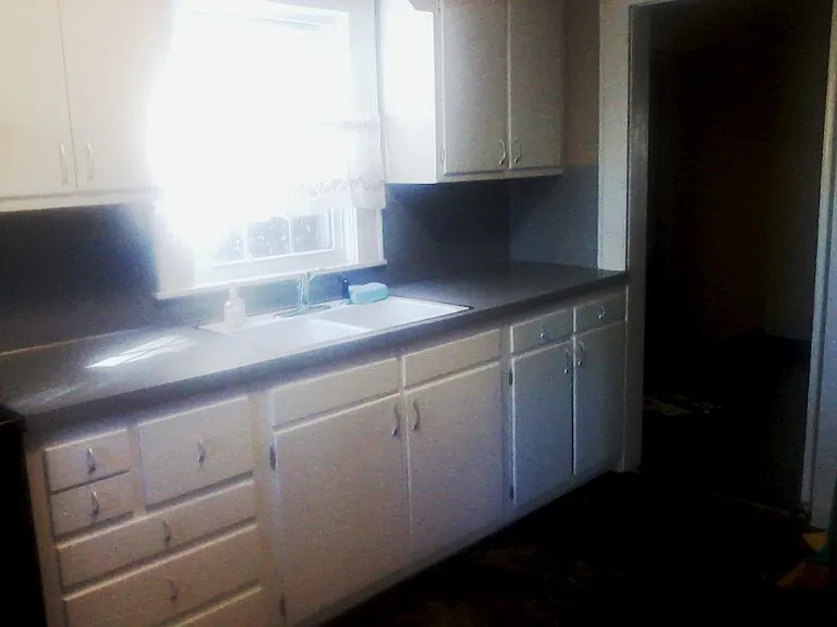 Huge kitchen with tons of cabinets