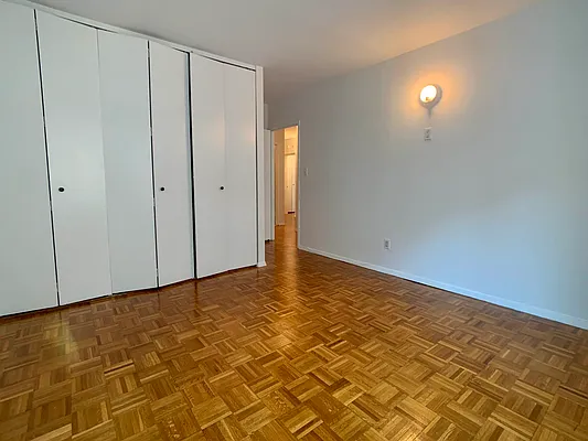 Rented by Corcoran | media 21