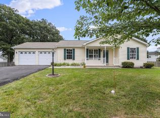 61 Reynolds Ct, Inwood, WV 25428