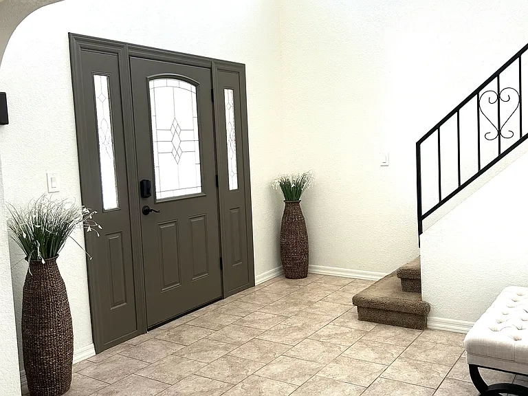 2887 Country Club Plz — Photo 21