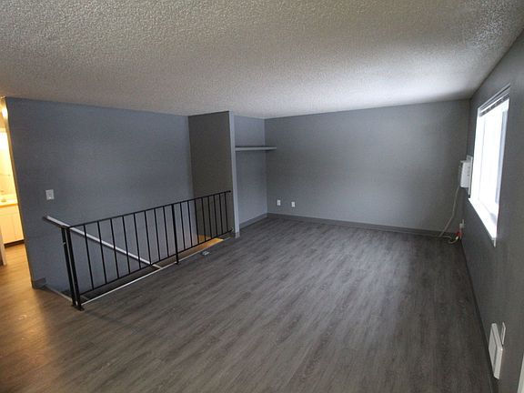 2nd image of 6028 N Lacey St #A