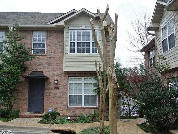 2nd image of 7102 Ohio St APT 3