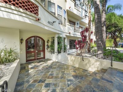 4623 Willis Ave #305, Sherman Oaks, CA, 91403