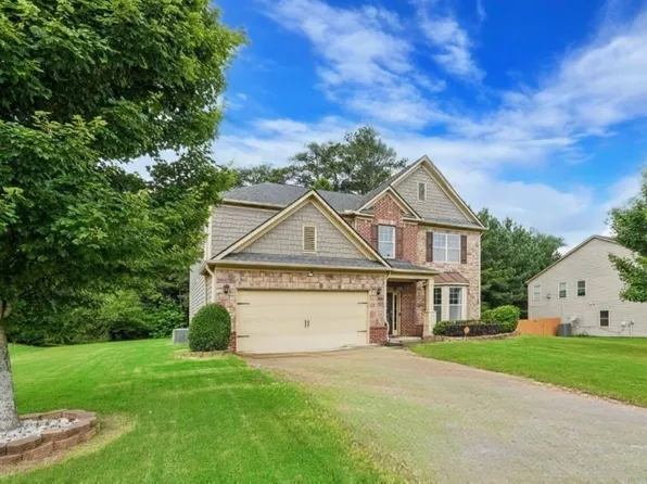1610 Kenilworth Ln SE, Conyers, GA 30013
