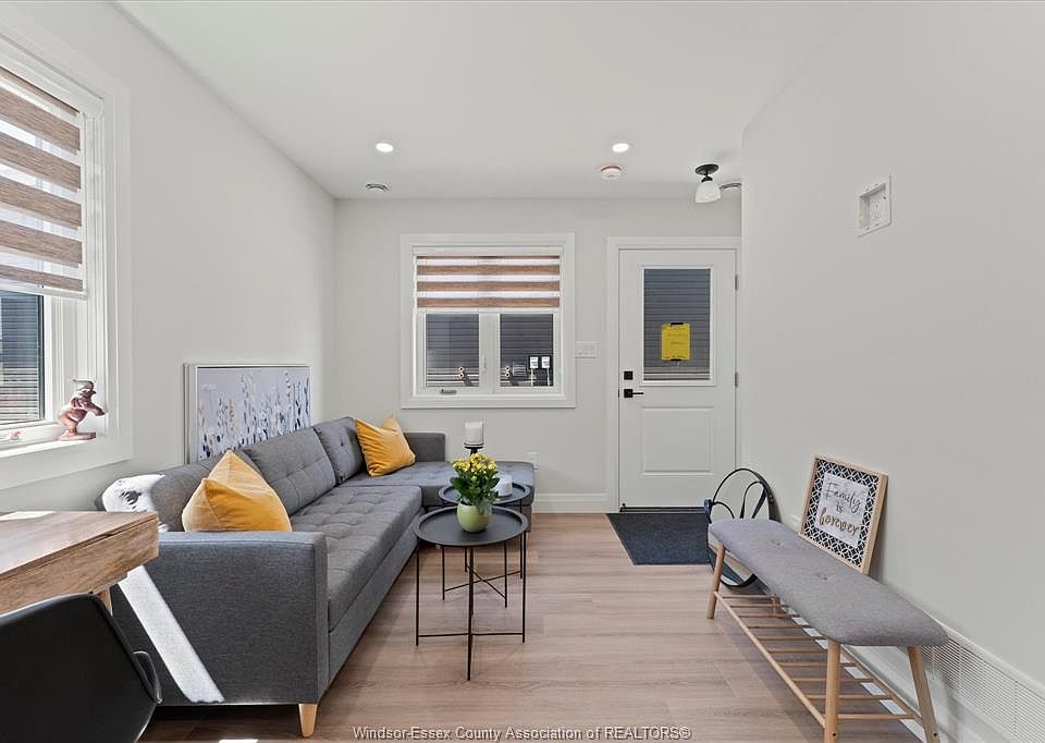 1st image of 1861 Meighen Rd #3