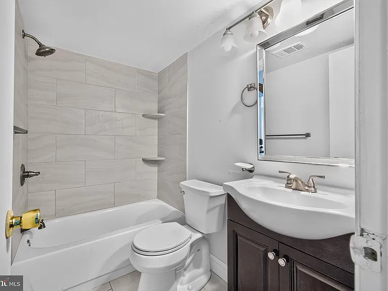1001 White Oak Rd — Photo 22