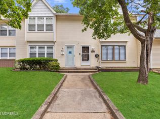 129 Tudor Ct, Lakewood, NJ 08701