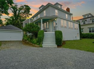 10 Seaview Ave, Newport, RI 02840