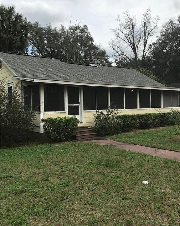 1st image of 5228 NE 24th St