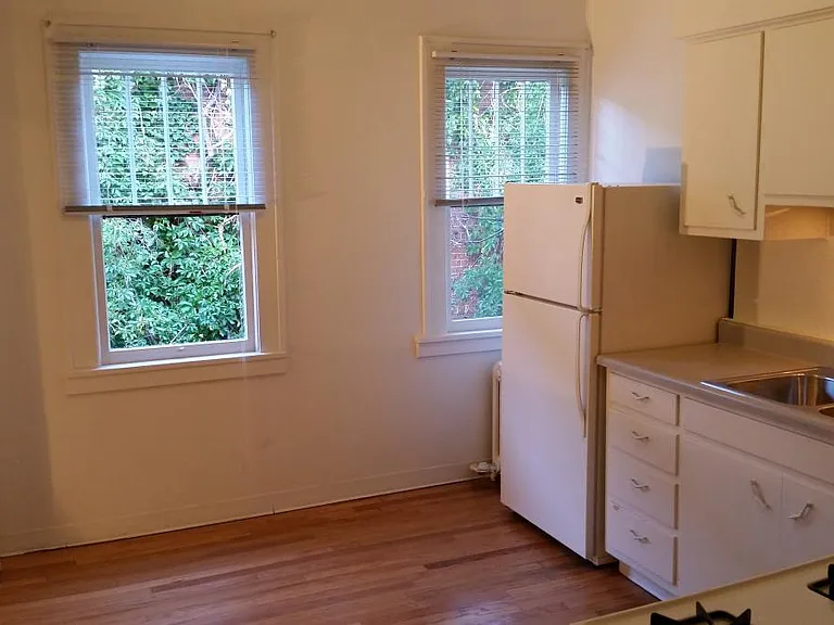 965 N Washington St #4 — Photo 7