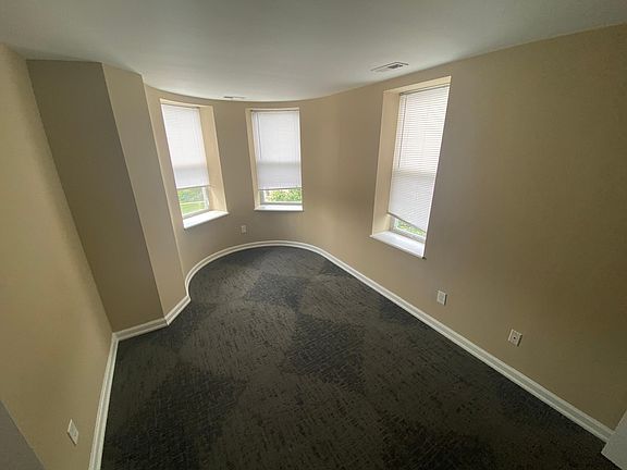 4th image of 5305 Delmar Blvd #606
