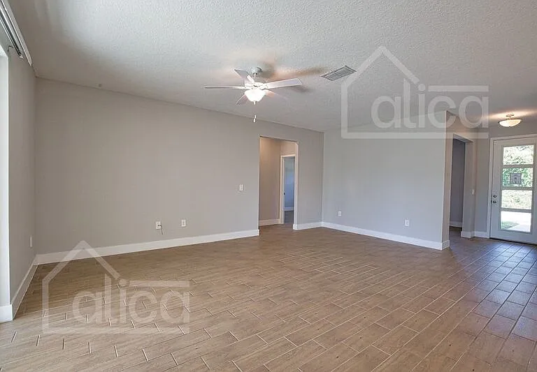 1610 Rada Ln — Photo 13