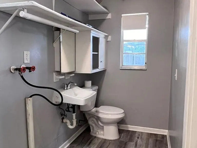 2467 Mercury Dr — Photo 6