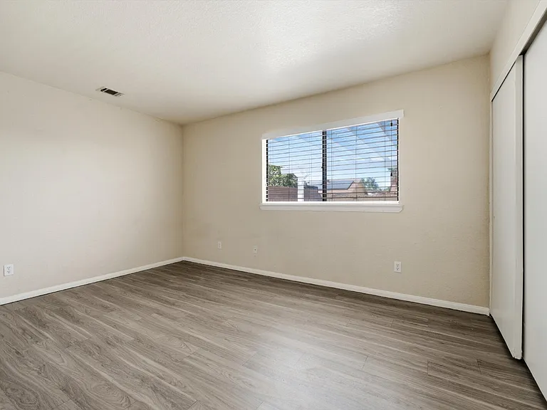 3129 Golfwood Ct — Photo 21
