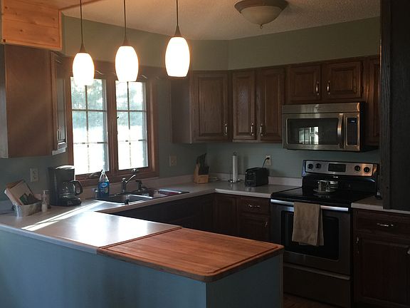 4th image of 30784 Josephine Ave