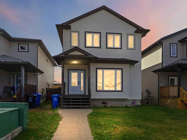 152 W Chestnut Way, Wood Buffalo, AB T9K 0M7