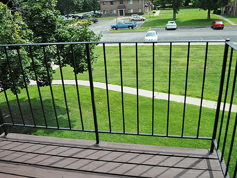 Arbor Glen Apartments — Photo 10
