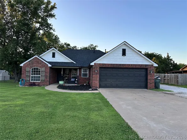 10803 E 112th St N, Owasso, OK 74055