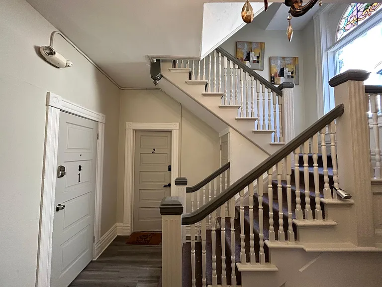 1537 Gaylord St #2 — Photo 3
