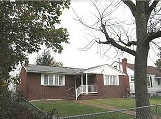 3906 Washington St SW, South Charleston, WV 25309