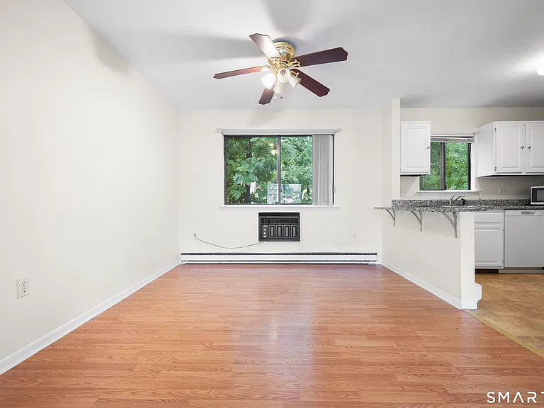 60 Lawn Ave #24 — Photo 7