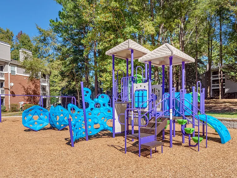 HillRock Estates — Photo 21