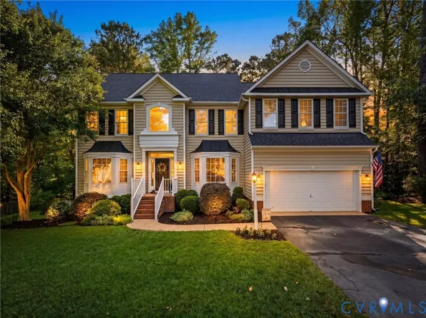 5431 Lemoore Dr, Glen Allen, VA 23059