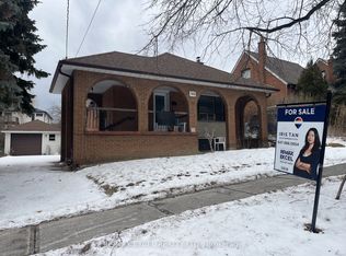 90 Flamborough Dr E, Toronto, ON M6M 2R7