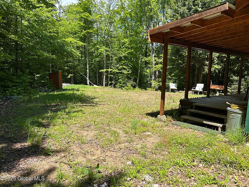 5th image of 10 W Tucker Road