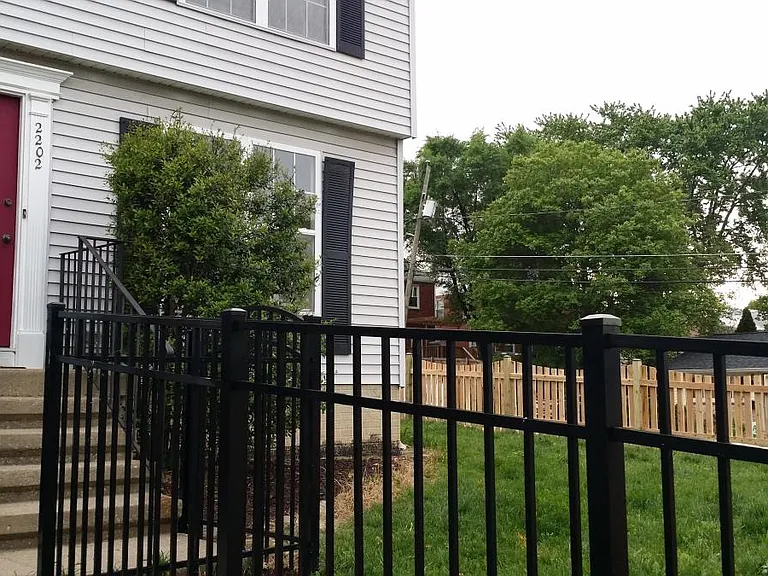 2202 S Nelson St — Photo 1
