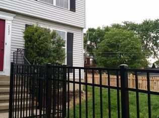2202 S Nelson St, Arlington, VA 22206
