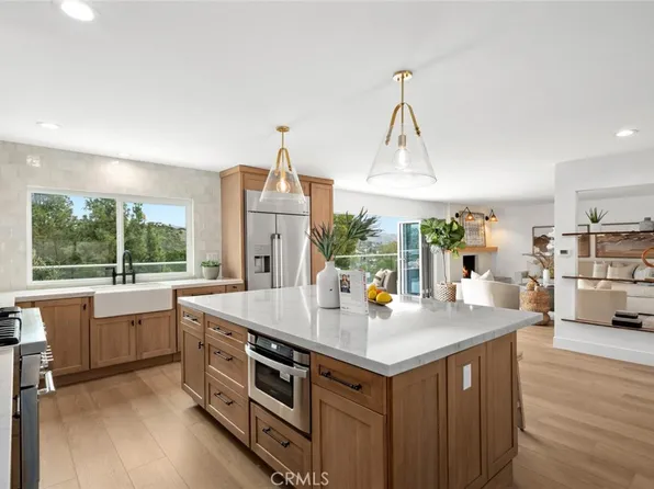 12402 Vista Panorama, North Tustin, CA 92705