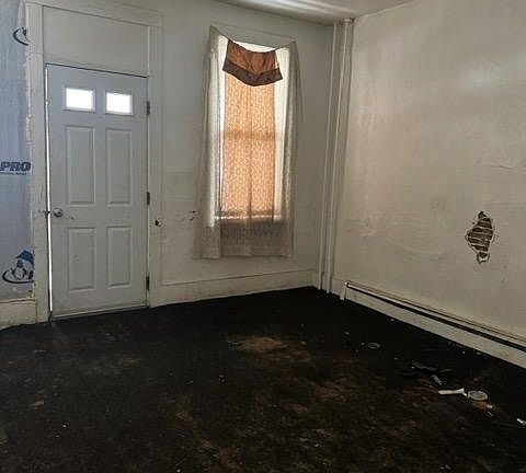 5th image of 300 3rd St